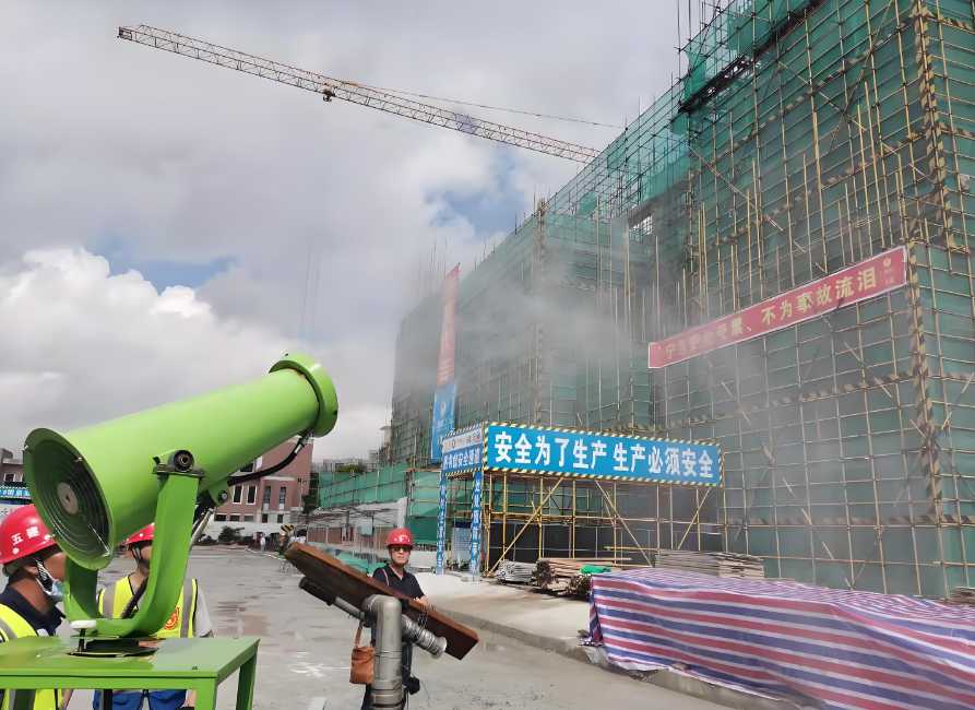 工地揚塵監(jiān)測系統(tǒng)監(jiān)測的正常數(shù)值是多少？多少算超標(biāo)？